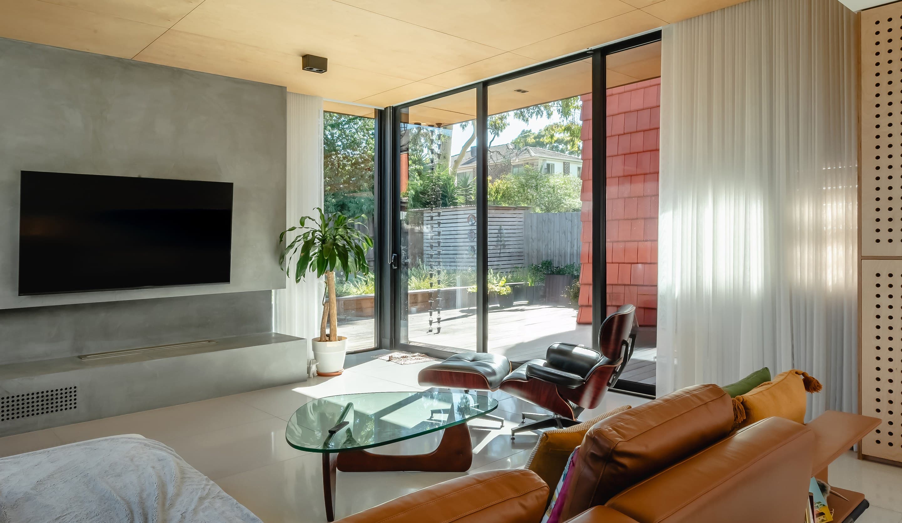 Mahogany House — hero view