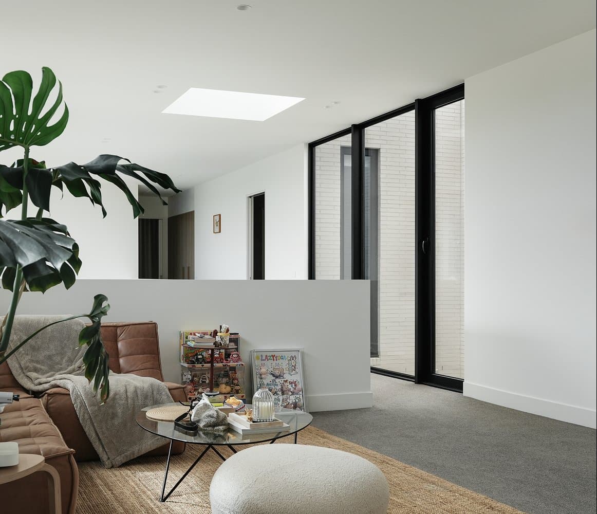The Gallery House — 7